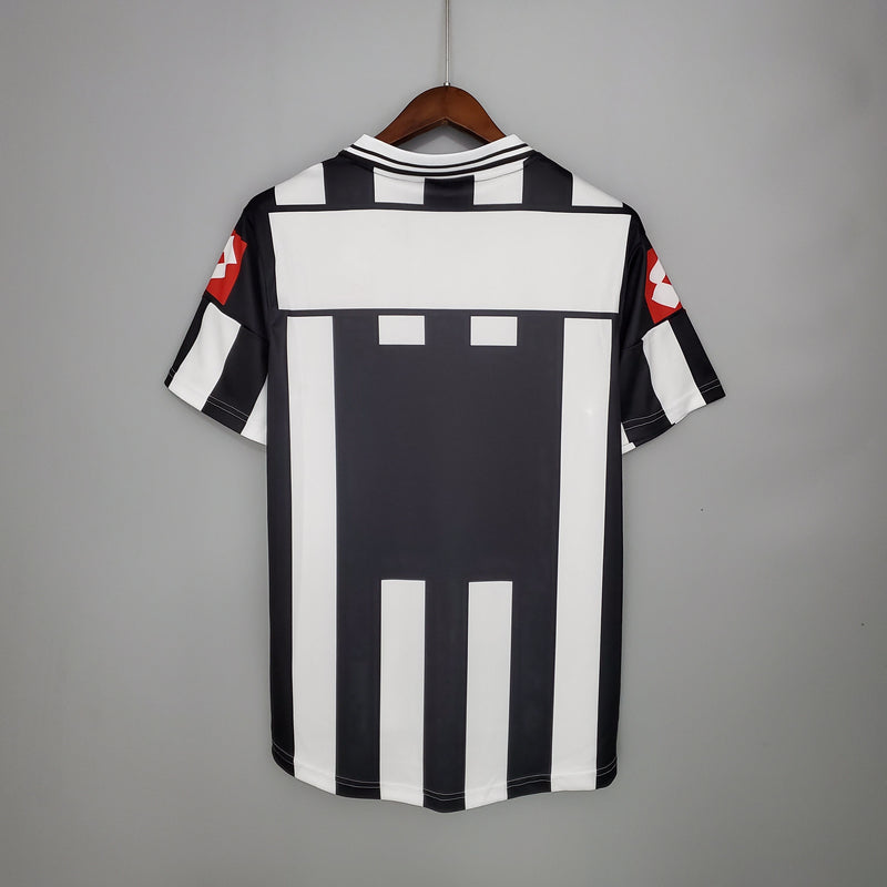 Camisa Juventus Titular 01/02 - Versão Retro